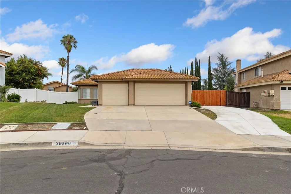 Unit for sale at 39560 Glenwood Court, Murrieta, CA 92563