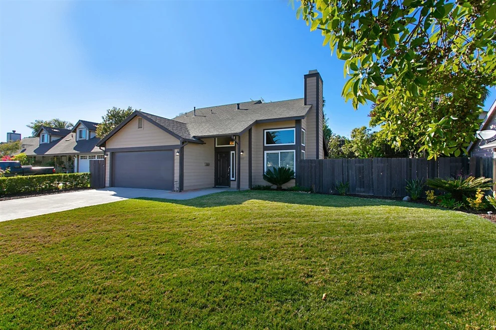 Unit for sale at 1022 EL VALLECITO, Vista, CA 92083