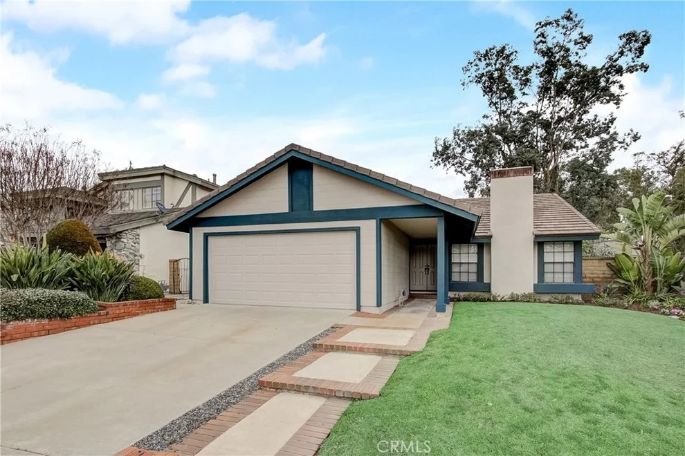 Unit for sale at 22972 Cedarspring, Lake Forest, CA 92630