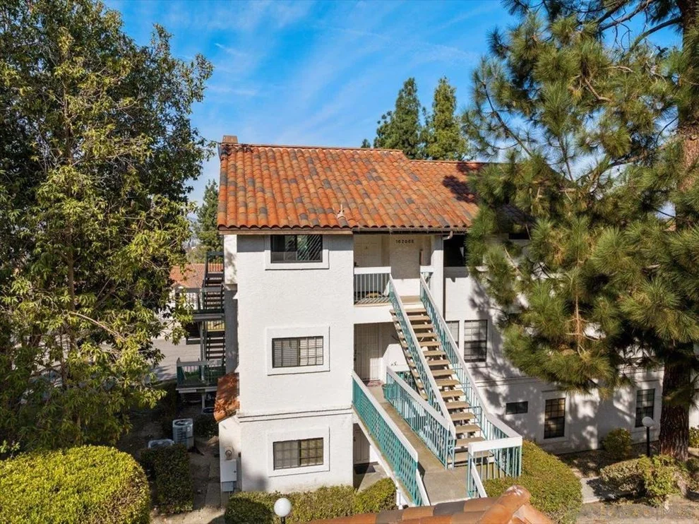 Unit for sale at 16266 Avenida Venusto, San Diego, CA 92128