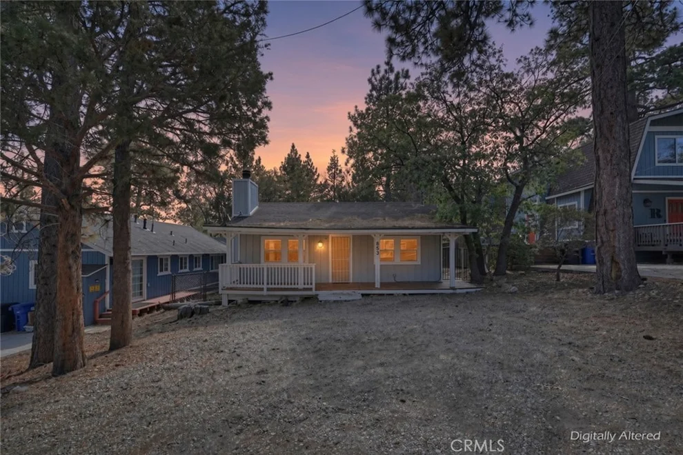 Unit for sale at 853 Los Angeles, Sugarloaf, CA 92386
