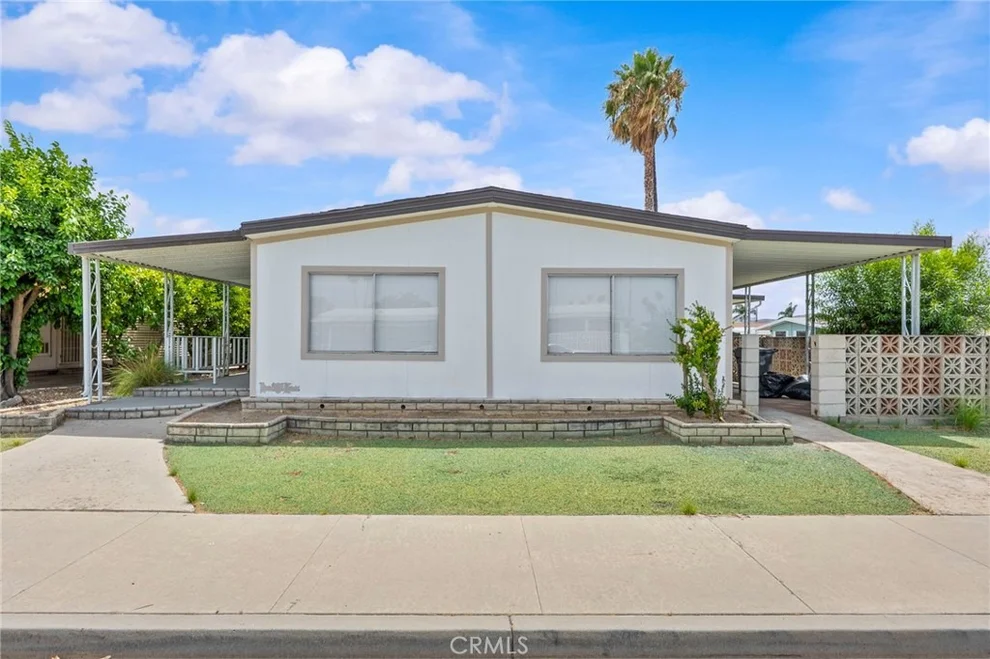 Unit for sale at 1199 San Marcos, Hemet, CA 92543