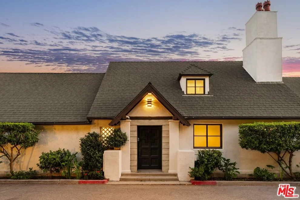 Unit for sale at 8856 Appian Way, Los Angeles, CA 90046