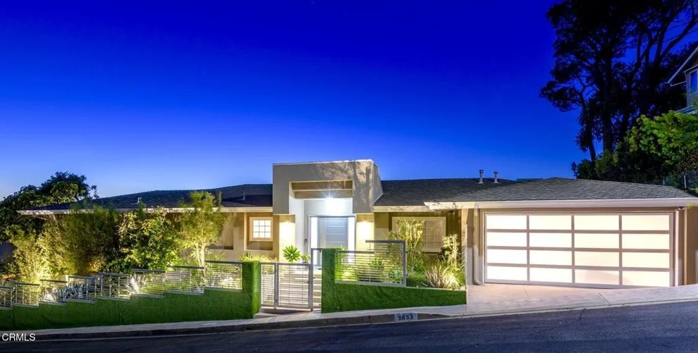 Photo of 9633 Highridge Drive, Beverly Hills, CA 90210