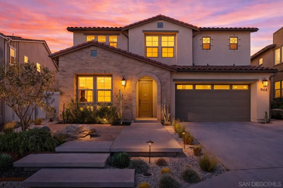 Unit for sale at 944 Lindbergh, San Marcos, CA 92069