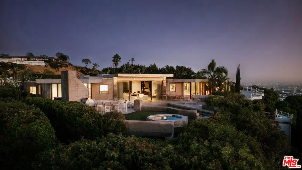 Unit for sale at 301 Trousdale Place, Beverly Hills, CA 90210