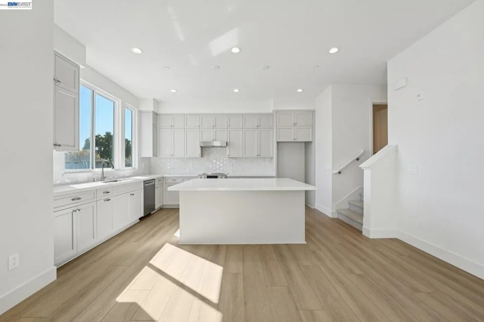 Unit for sale at 1933 Grand Street, Alameda, CA 94501