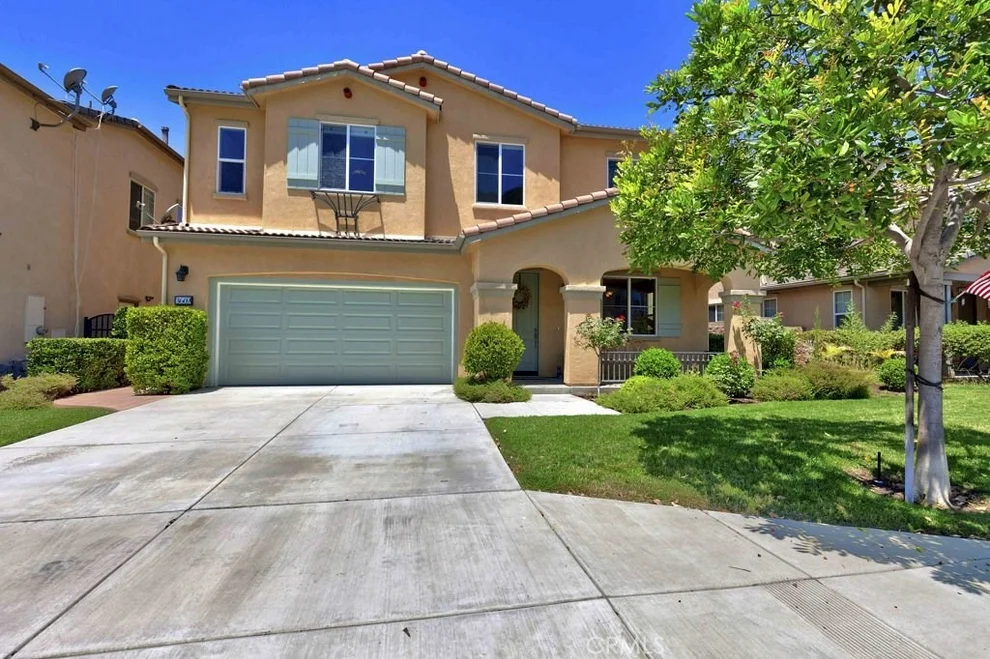Unit for sale at 3669 Lake Park Road, Fallbrook, CA 92028