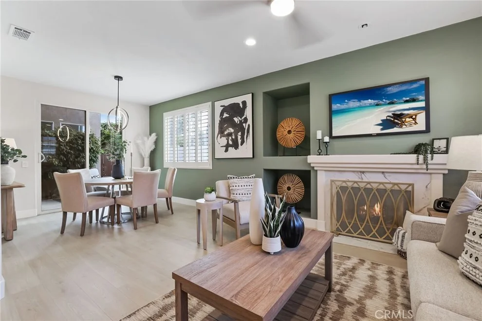 Unit for sale at 243 Woodcrest Lane, Aliso Viejo, CA 92656