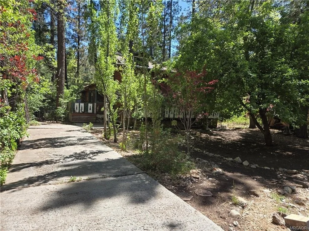 Unit for sale at 42627 La Cerena Avenue, Big Bear Lake, CA 92315