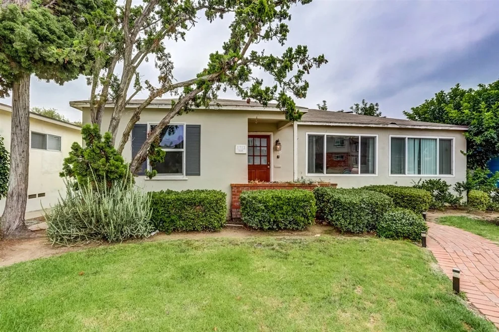 Unit for sale at 1715 Missouri Street, San Diego, CA 92109