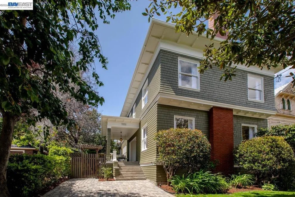 Unit for sale at 1111 Union St, Alameda, CA 94501