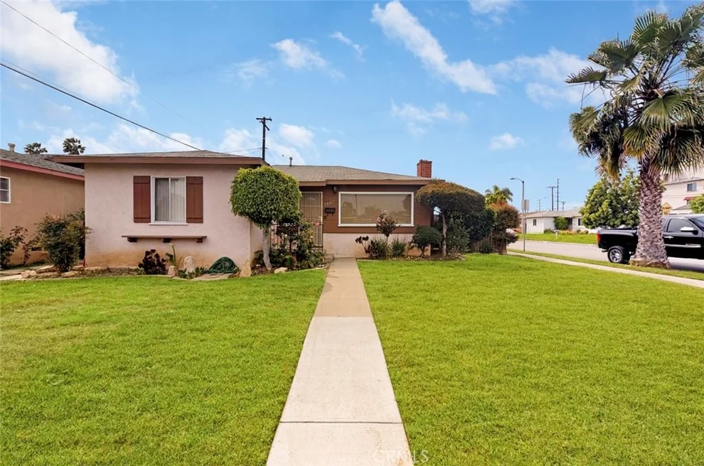 Unit for sale at 24007 Ravenna Avenue, Carson, CA 90745