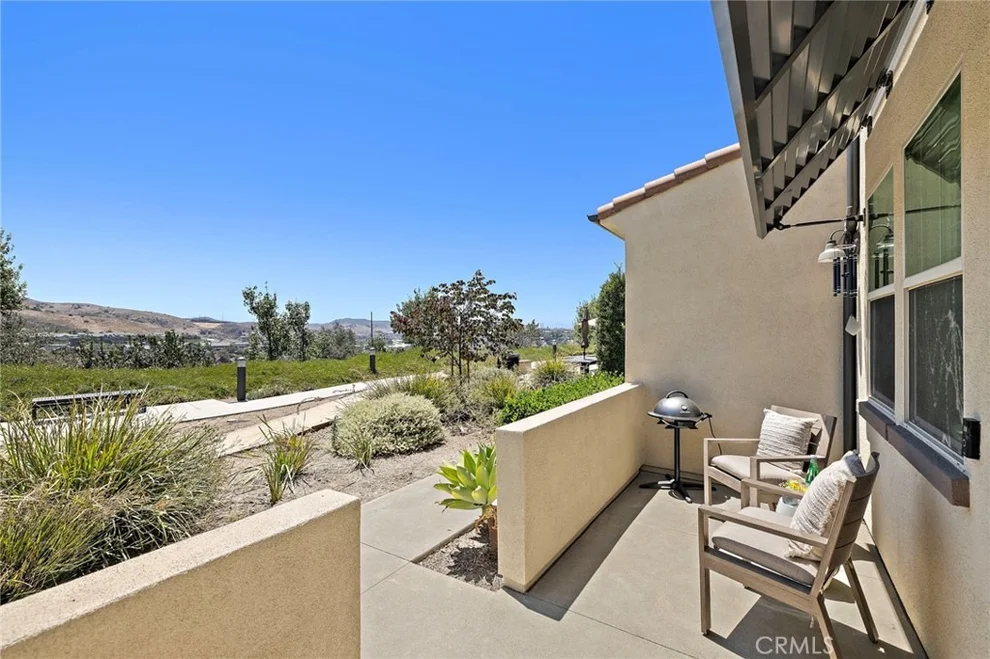 Unit for sale at 18 Alzada, Rancho Mission Viejo, CA 92694