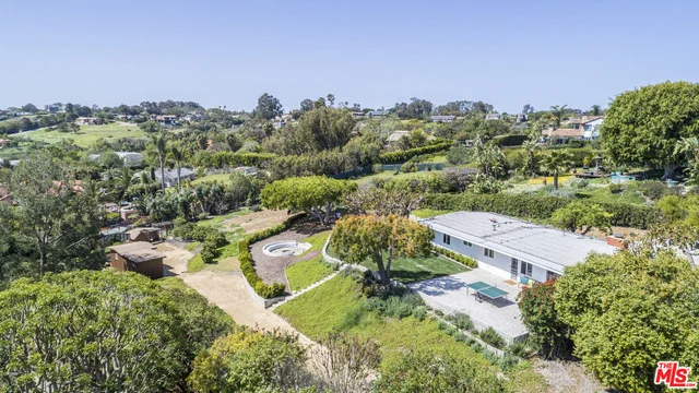 Unit for sale at 28932 SELFRIDGE Drive, Malibu, CA 90265