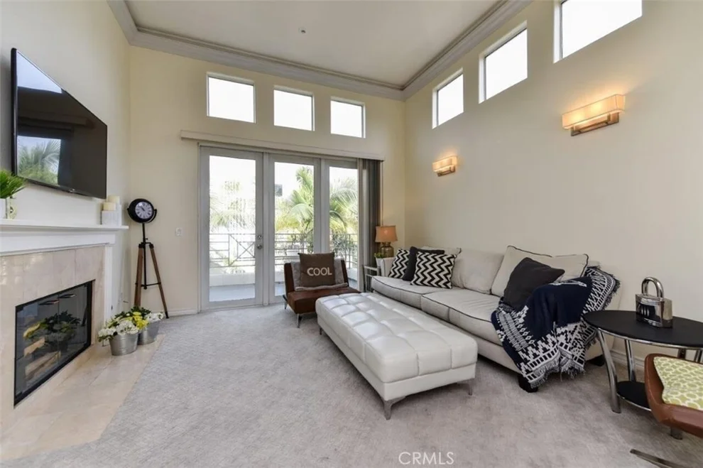 Unit for sale at 2243 Martin, Irvine, CA 92612