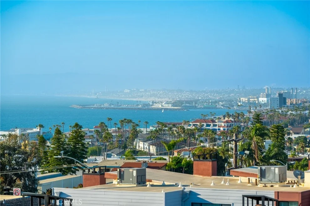 Unit for sale at 444 Calle Miramar, Redondo Beach, CA 90277