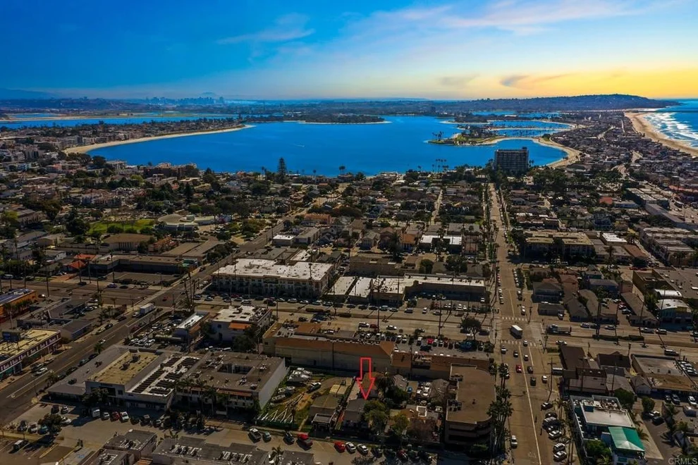 Unit for sale at 921 923 Hornblend Street, San Diego, CA 92109