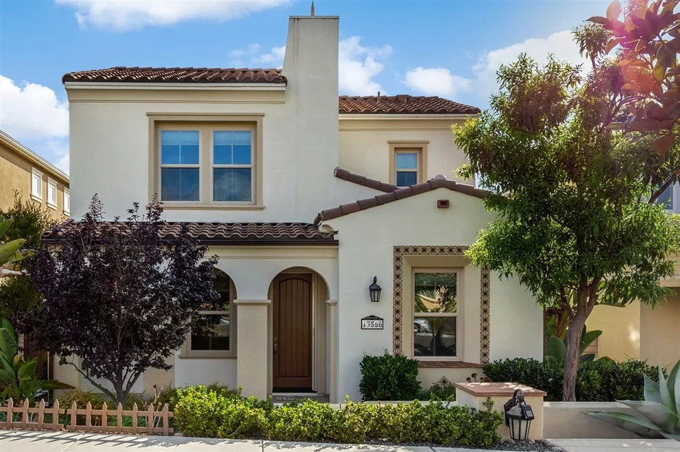 Unit for sale at 13556 Arroyo Dale Ln, San Diego, CA 92130
