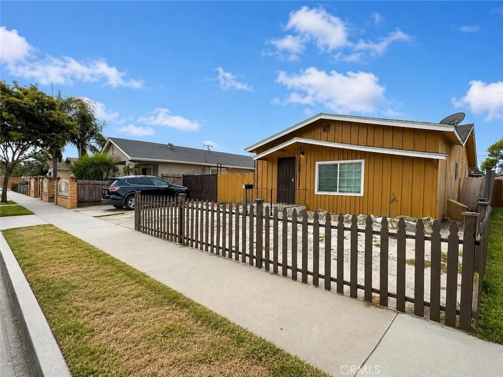 Unit for sale at 1920 W Spring, Long Beach, CA 90810