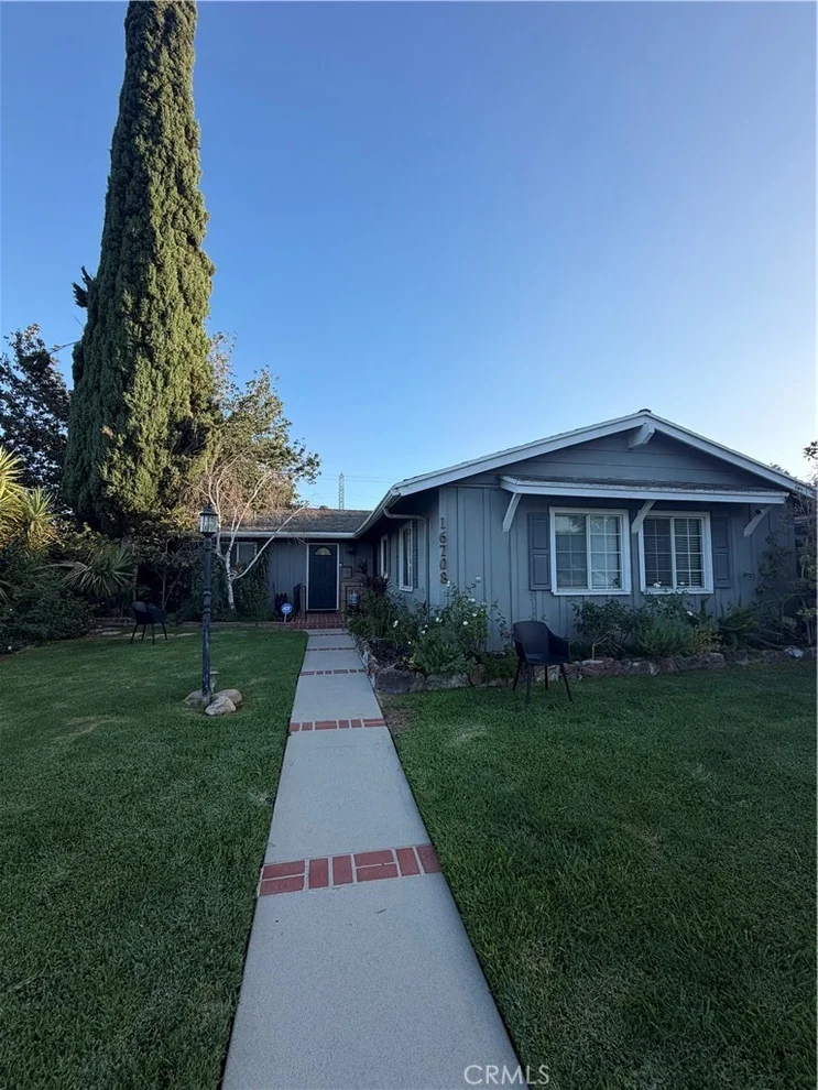 Unit for sale at 16708 Rinaldi, Granada Hills, CA 91344