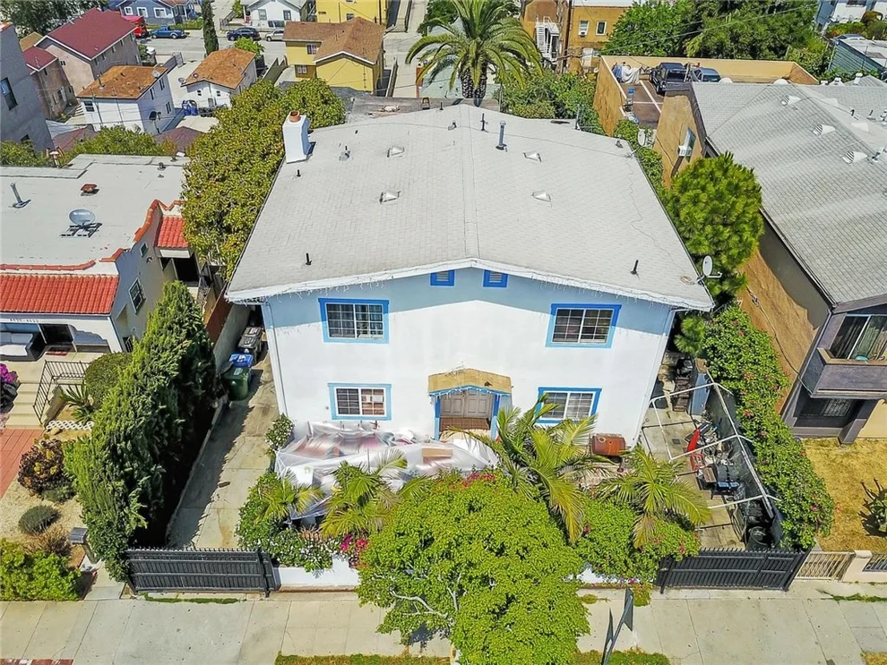 Unit for sale at 4615 St Charles Place, Los Angeles, CA 90019