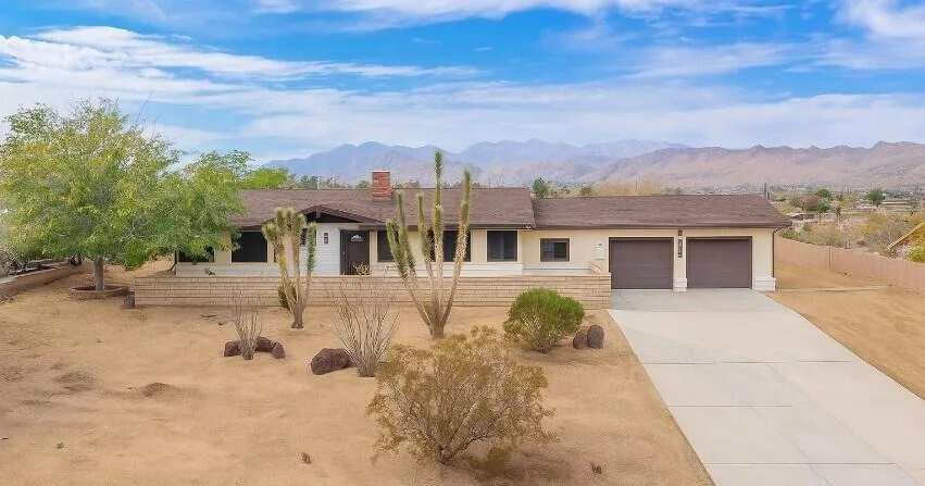 Unit for sale at 7390 Camarilla Avenue, Yucca Valley, CA 92284