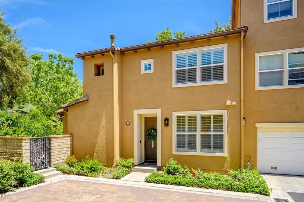 Unit for sale at 27063 Fairway Lane, Valencia, CA 91381