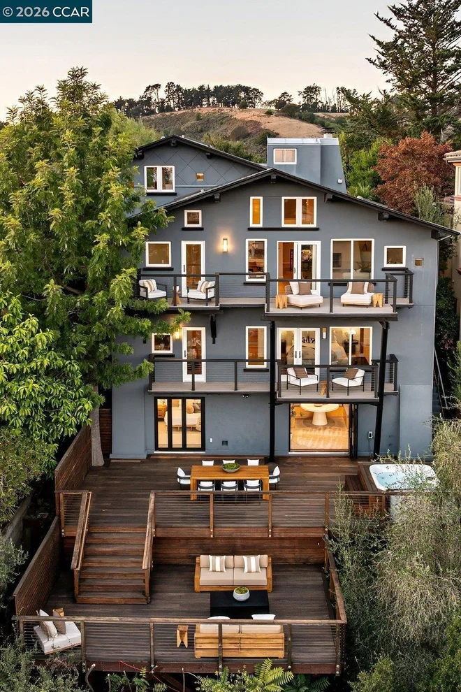 Unit for sale at 1046 Amito Dr, Berkeley, CA 94705
