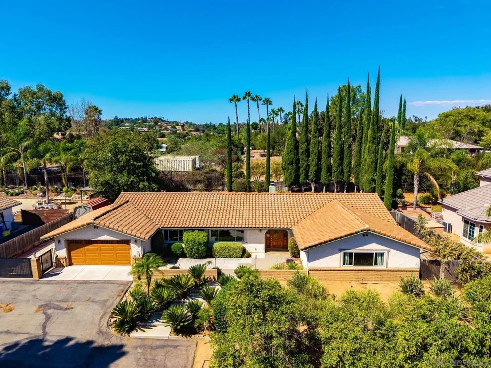 Unit for sale at 1643 Citrus Hills Lane, Escondido, CA 92027