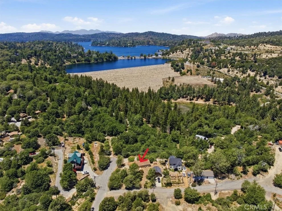 Unit for sale at 510 Acacia, Cedar Glen, CA 92321