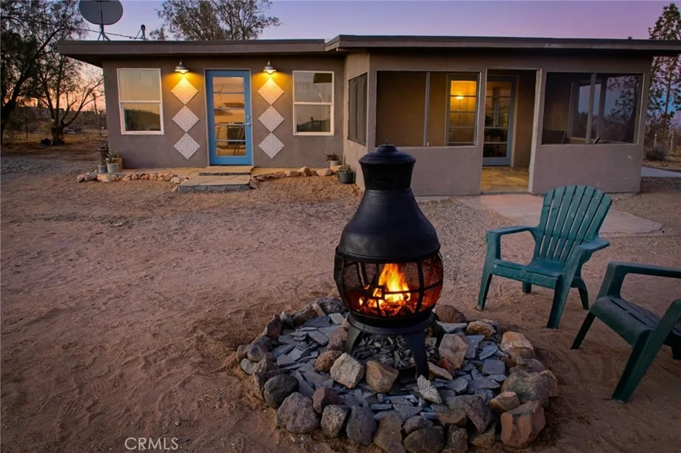 Unit for sale at 915 Dakota Lane, Landers, CA 92285