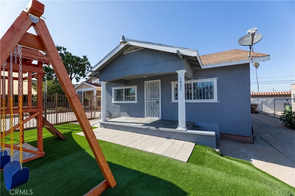 Unit for sale at 1431 W 97th Street, Los Angeles, CA 90047