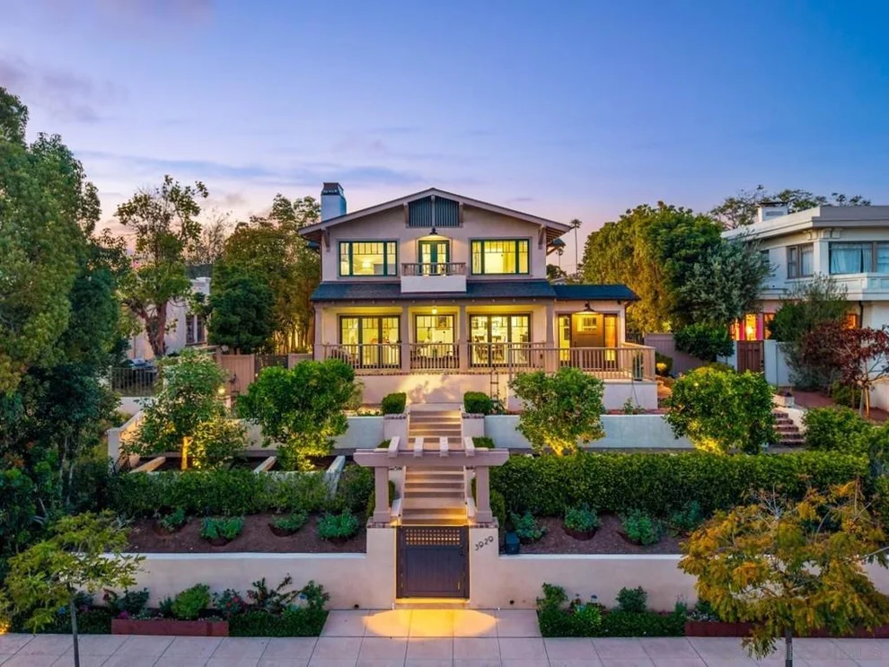 Unit for sale at 3929 Alameda Dr, San Diego, CA 92103