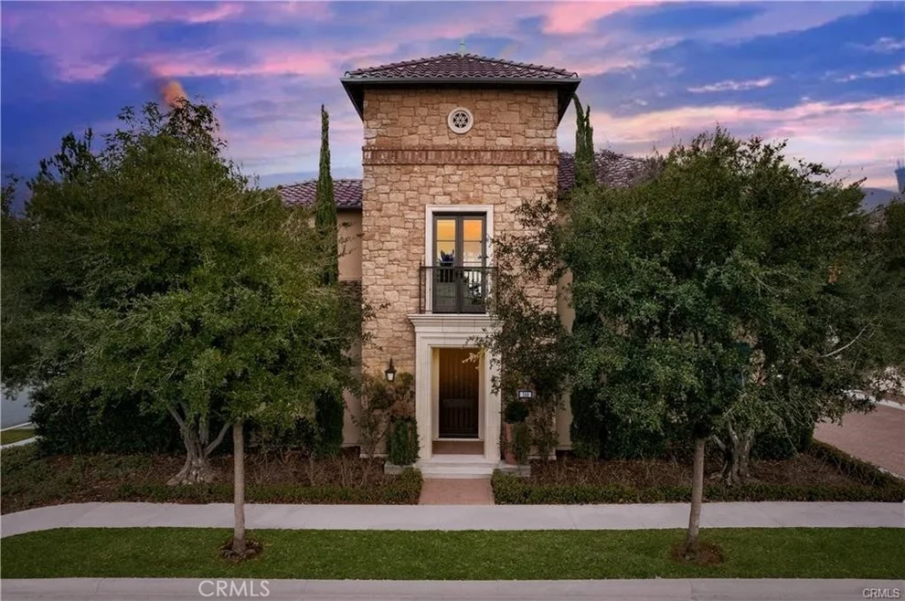 Unit for sale at 166 Villa Ridge, Irvine, CA 92602