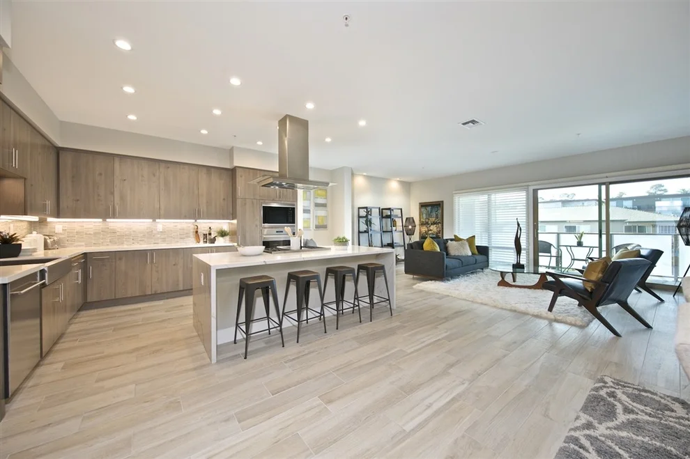 Unit for sale at 3025 Byron St, San Diego, CA 92106