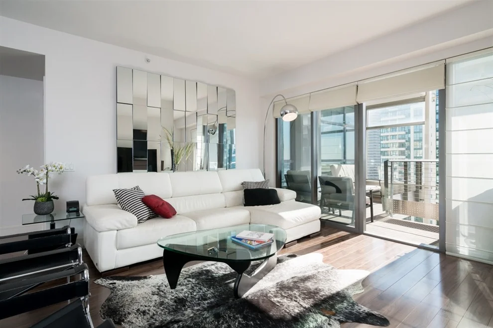 Unit for sale at 645 Front Street, San Diego, CA 92101