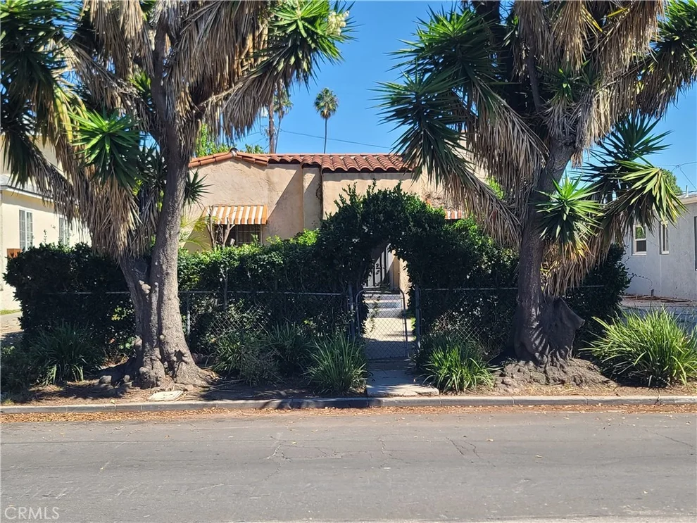 Unit for sale at 2016 Thurman Avenue, Los Angeles, CA 90016