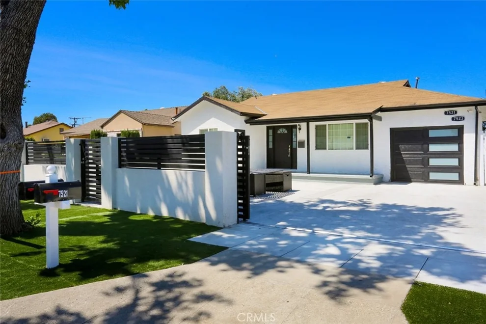 Unit for sale at 7521 /7523 Milwood, Canoga Park, CA 91303