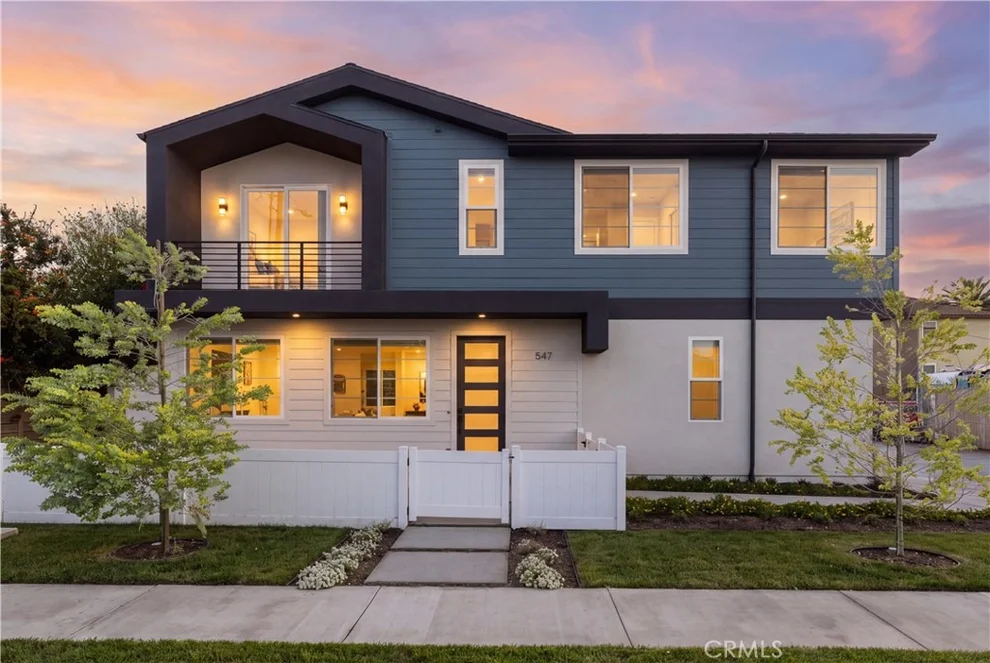 Unit for sale at 547 Bernard Street, Costa Mesa, CA 92627