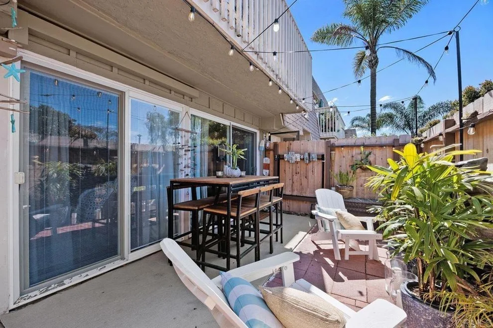 Unit for sale at 405 Requeza Street, Encinitas, CA 92024
