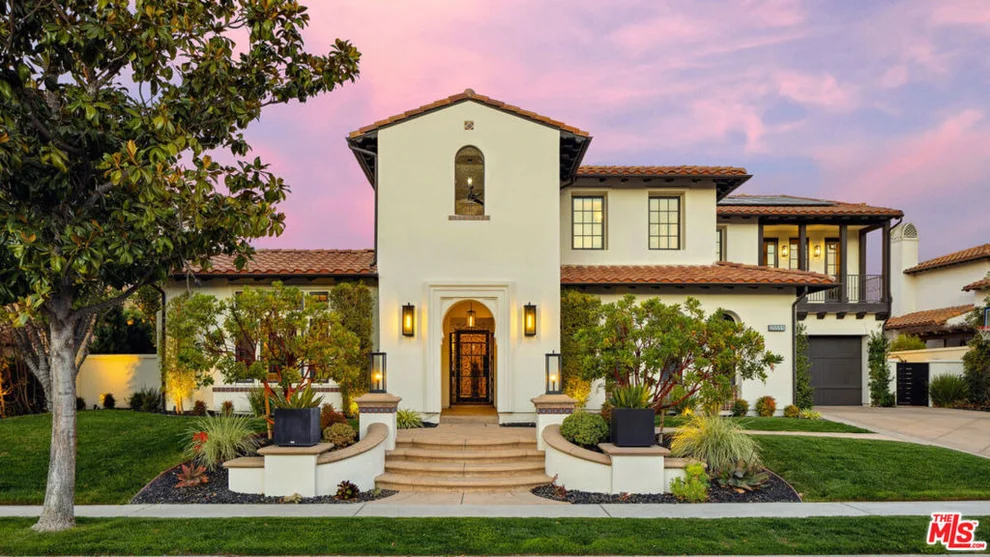 Unit for sale at 25551 Prado De Oro, Calabasas, CA 91302