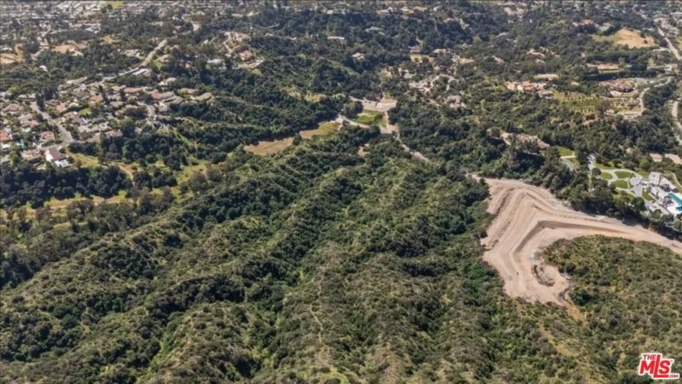 Unit for sale at 888 Bradbury Estates Road, Bradbury, CA 91008