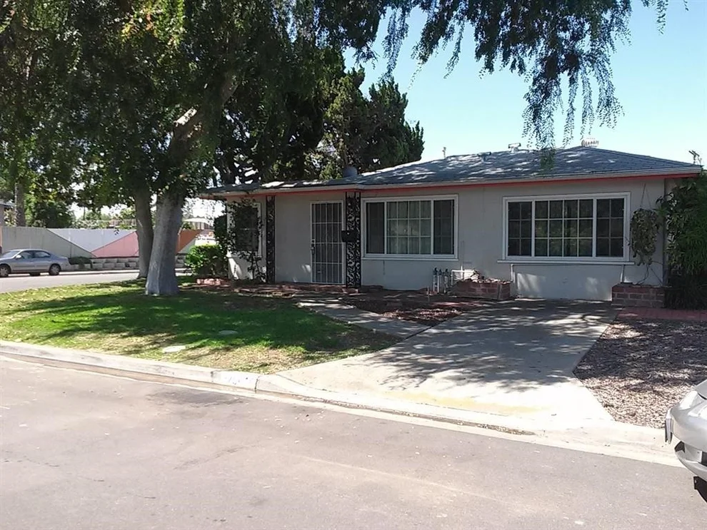 Unit for sale at 3704 College Ave, San Diego, CA 92115