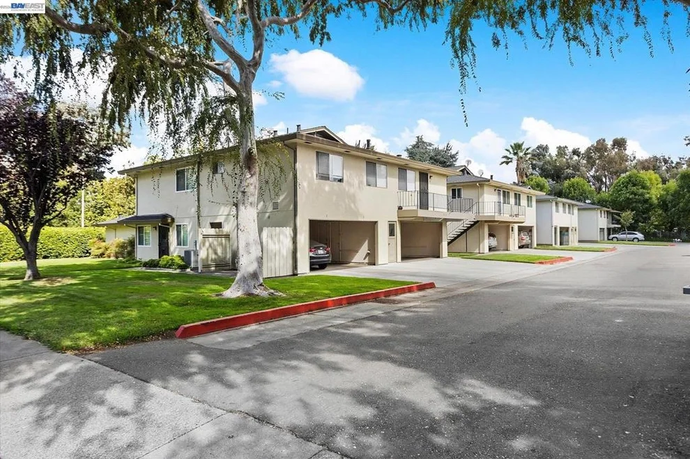 Unit for sale at 2174 Decoto Rd, Union City, CA 94587