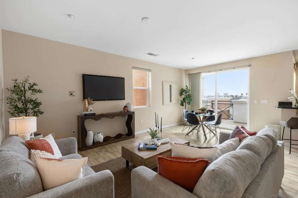 Unit for sale at 3650 5th Ave, San Diego, CA 92103