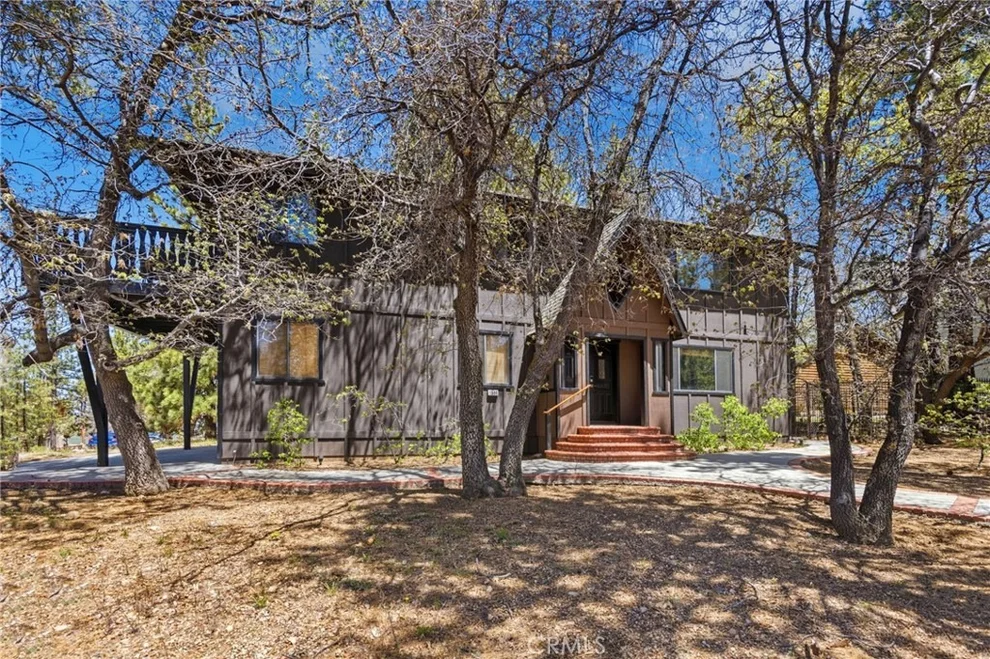 Unit for sale at 1584 Wolf Road, Big Bear Lake, CA 92315