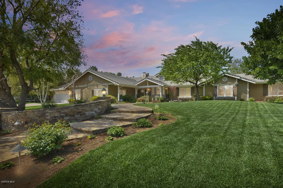 Unit for sale at 2231 Applewood Lane, Santa Rosa, CA 93012
