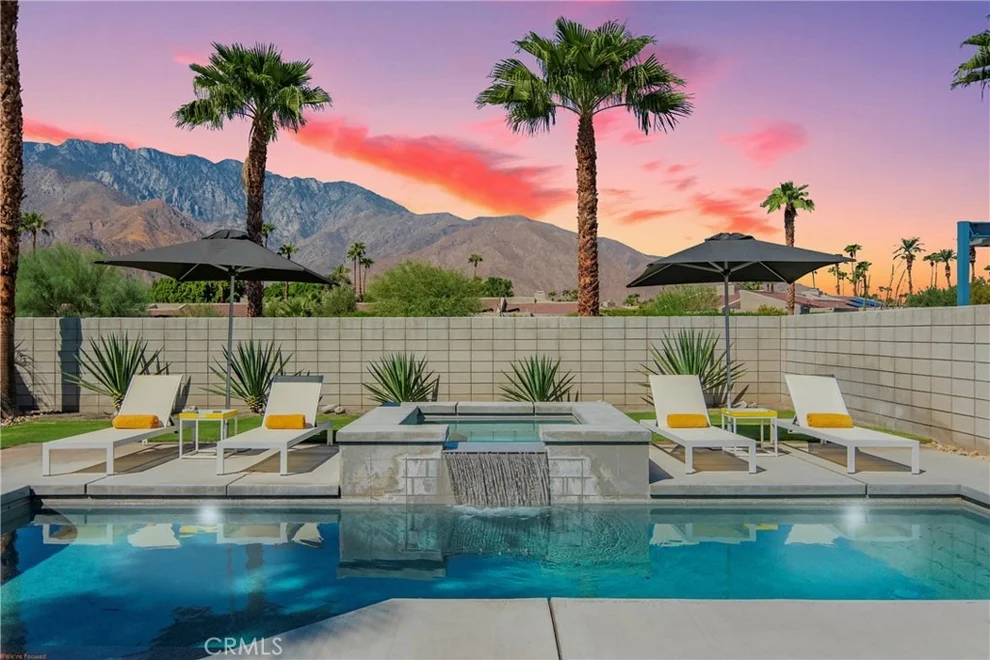 Unit for sale at 3014 N Avenida Caballeros, Palm Springs, CA 92262