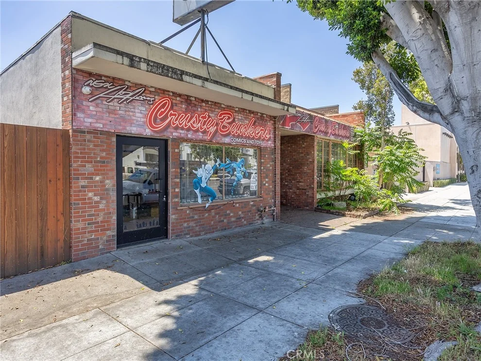 Unit for sale at 4708 4710 W Magnolia Boulevard, Burbank, CA 91505